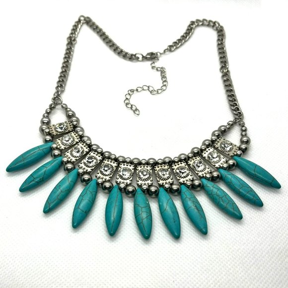 Southwest Faux Turquoise Rhinestone Silver Tone Collar Bib Women's Necklce - Picture 5 of 6